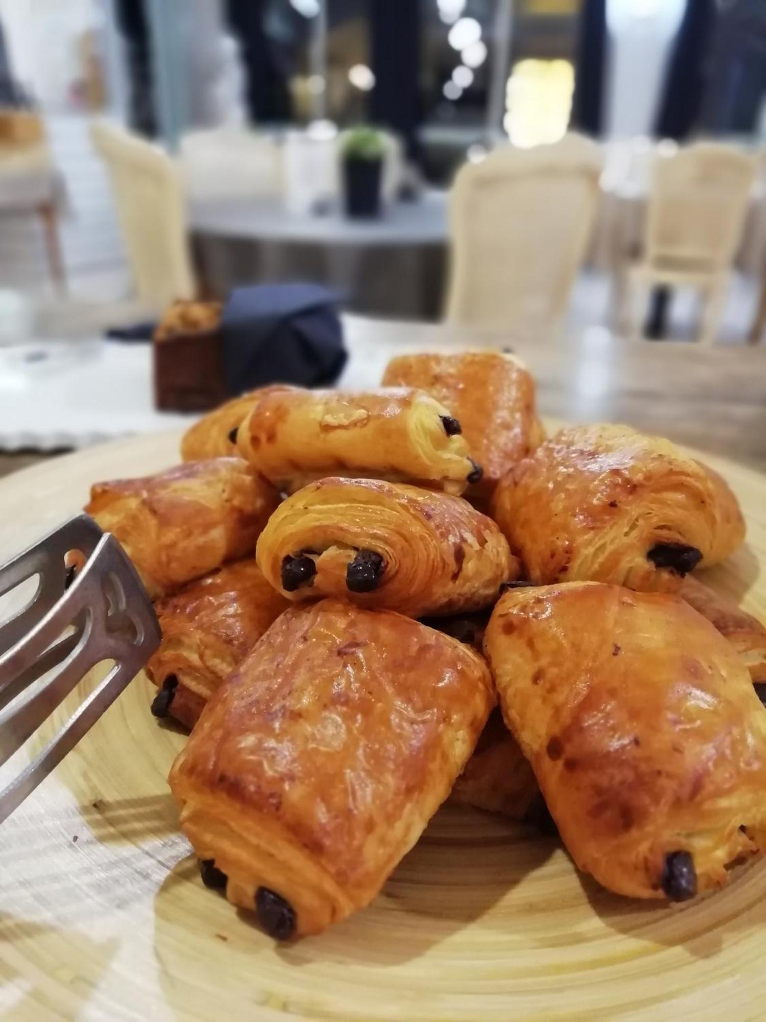 Hotel Restaurant Les Voyageurs 蒙泰居 外观 照片